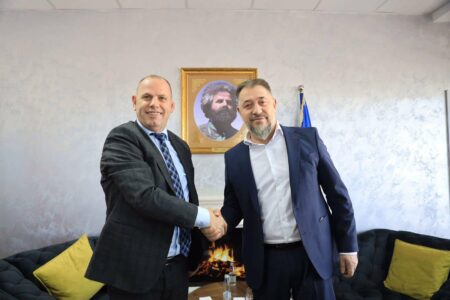 Lushtaku per Lladrovcin: S’merrem me njerëz me probleme psiqike