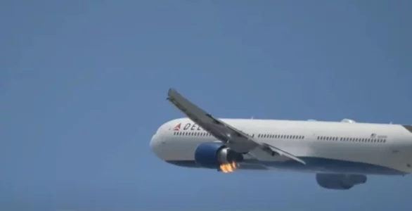 Flakë në motor – aeroplani i Deltas kthehet urgjent në aeroportin e Los Angelesit