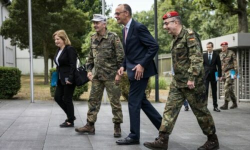 Rusia akuzon Merzin e Gjermanisë: Po e militarizon vendin, arsye serioze për shqetësim