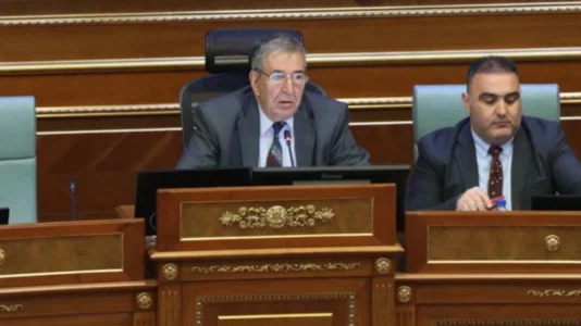 Dehari: Ndërpriten seancat deri në një vendim të Kushtetueses