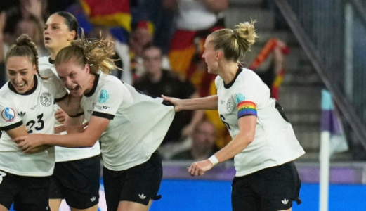 Gjermania kalon në gjysmëfinale pas dramës me Francën