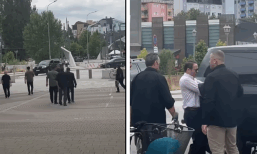 Zotëriu i Parë shkon për kafe në Veri, me dy vetura dhe numër të madh të truprojave (Video)