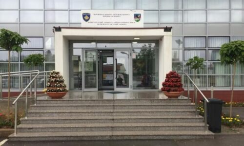 Komuna e Fushë Kosovës thotë se MKRS ka nisur punimet për një palestër pa marrë leje ndërtimore