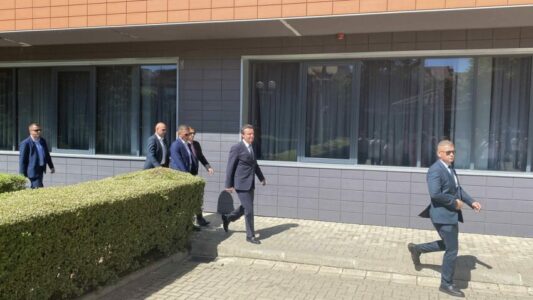 Kurti me 5 roje niset drejt Presidencës