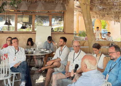 Kosova në krizë institucionale: Kurti “chill”, shkon në Greqi