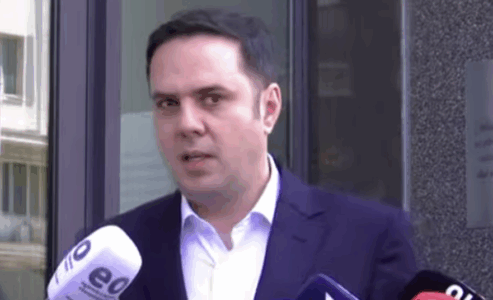 Abdixhiku ia përplas të vërtetën RTK-së: E keni mbështetur VV’në shumë, tash nuk po ua ndajnë paratë