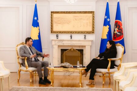 Krasniqi: S’kemi pse të presim afatin kushtetues 30-ditor për konstituimin e Kuvendit – mund dhe duhet ta bëjmë qysh nesër