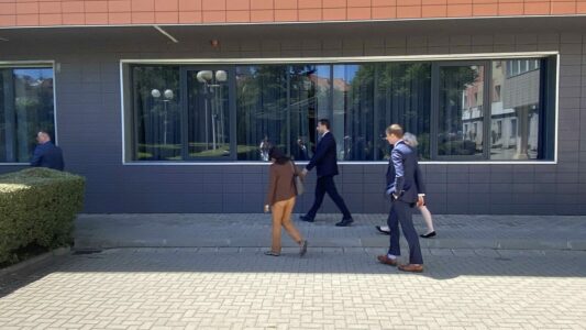 Prattipati doli nga objekti i Presidencës së Kosovës