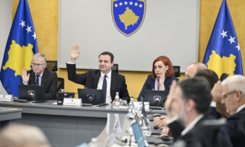“Për kursime dhe ndarje” – Qeveria në detyrë merr një vendim