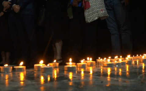 Sonte ndizen qirinj para Teatrit Kombëtar në nderim të Agon Zejnullahut