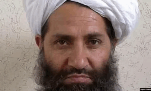 Lëshohen fletarrestime ndaj liderëve talibanë për persekutim të grave