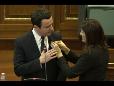 “Katundi digjet K…. krihet”, Musliu godet Kurtin për pjesëmarrjen tij në Greqi