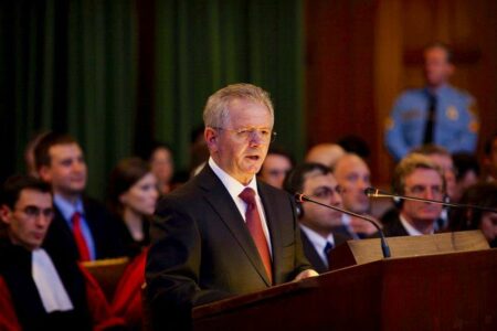 “Fitorja më e madhe diplomatike”, Skender Hyseni përshkruan momentin e vendimit të GjND-së