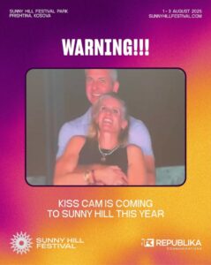 Pas skandalit në koncertin e Coldplay, Sunny Hill Festival paralajmëron “Kiss Cam”: Kujdes kë merrni me vete