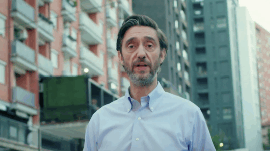 Uran Ismaili: Vendimi i parë si kryetar i Prishtinës, hapja e sheshit Xhorxh Bush