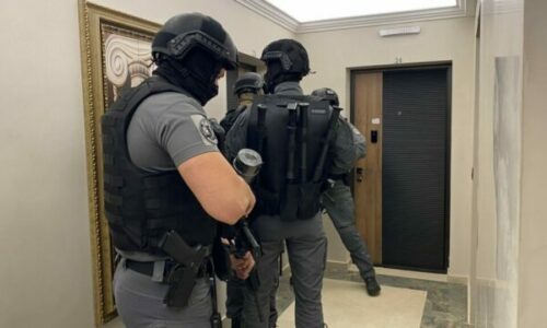 Operacioni “Qielli i thyer”, Gjykata zgjat paraburgimin për 22 të arrestuarit në aksionin antidrogë
