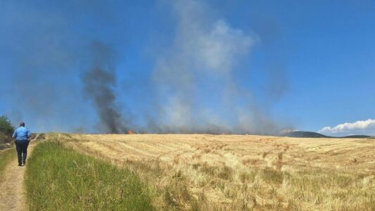 Riaktivizohet zjarri në Lubizhdë të Prizrenit, Policia: Ekipet relevante kanë dalë në vendin e ngjarjes
