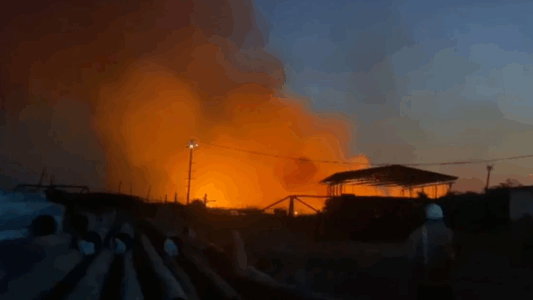 Zjarri përfshin një pronë në Prekaz, shkaktohen disa dëme materiale