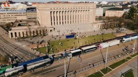 Deputeti kryen vetëvrasje në parlamentin finlandez