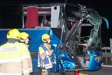Aksidenti mes autobusit nga Kosova dhe kamionit, mediat gjermane publikojnë pamje nga vendngjarja