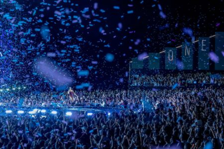 Mbrëmje rekord në Sunny Hill: Inteligjenca Artificiale numëron mbi 22 mijë pjesëmarrës