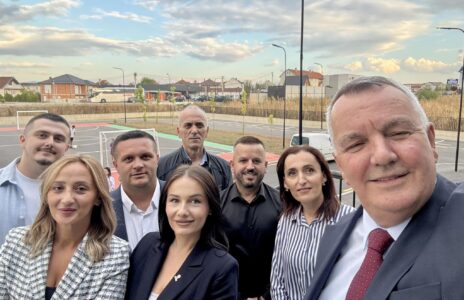Imri Ahmeti bashkë me kandidatët për asamble: Ekip fantastik, energji dhe besim për Lipjanin që duam