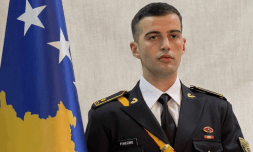 Nipi i tij në mesin e oficerëve që diplomuan në Akademinë Ushtarake të Turqisë, Haradinaj: Po e vazhdon traditën e shërbimit ndaj atdheut