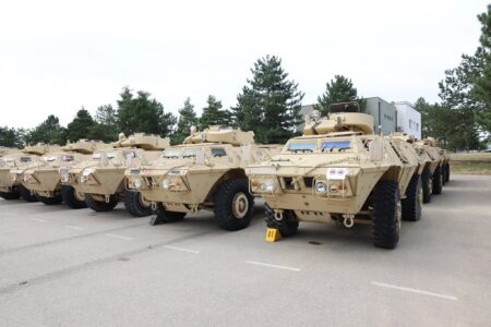 Ministria e Mbrojtjes jep detaje për autoblindat e reja të ardhura nga Amerika