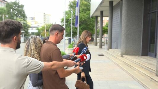 ‘Dorëzohet’ Albulena Haxhiu: Nuk do të jem kandidate për kryetare të Kuvendit, do të shihet kush do të jetë