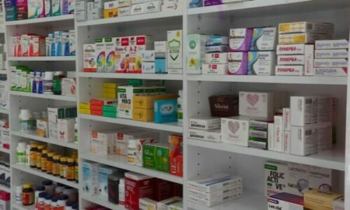 Shoqata e të Drejtave të Pacientëve: Mungesë barnash esenciale, por edhe transparence