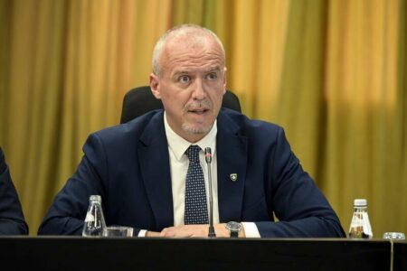 Prej VV’së i gjejnë sërish behane aktgjykimit të Kushtetueses, Qorrolli: Hyri në territorin e Kuvendit