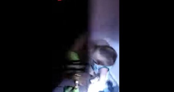 Zjarrfikësit në Vlorë shpëtojnë fëmijën e bllokuar në banesë