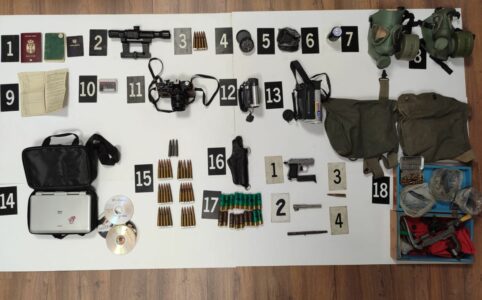 Policia e Kosovës gjen armë dhe municion në Mitrovicën e Veriut