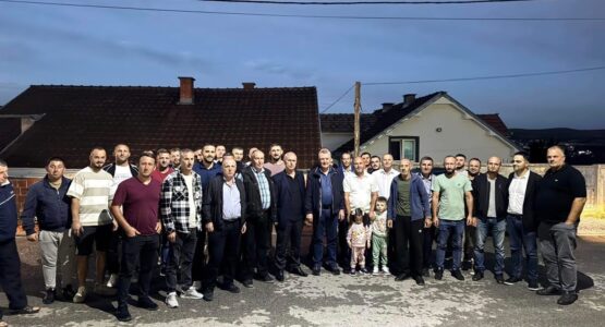 Ahmeti vizitë familjes së kandidatit Karpuzi: Prezantuam projektet për Shalën