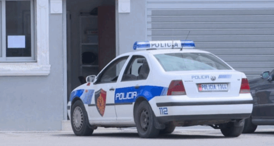 Kinezja 57-vjeçare vdes në një taksi në Durrës