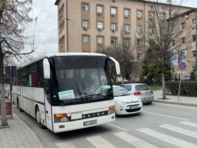 Ndërpritet greva, rifillon qarkullimi i autobusëve Prishtinë-Podujevë