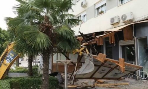 Rama publikon pamje nga prishja e ndërtimeve pa leje në Shkodër