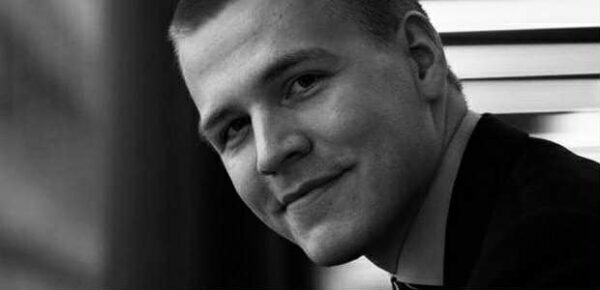 Politikani finlandez gjendet i vdekur në ndërtesën e Kuvendit në Helsinki