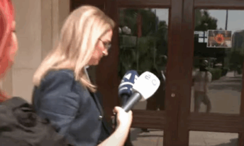 Nuk e votoi për kryetare të Kuvendit – Shqipe Selimi s’flet për Gërvallën, “kalofshi mirë” gazetarëve