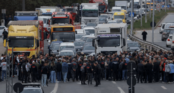 OEK: Situatë kaotike me energjin, KEDS ka shkuar me policë tek bizneset për të bërë shkyçjen, ZRrE t’i ndalojë këto veprime të dhunshme
