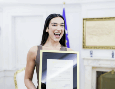 Revista e njohur franceze: Dua Lipa, arma diplomatike e popit që e bën Kosovën të shkëlqejë