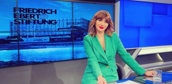 Gazetarja e RTK-së reagon ndaj zëdhënësit të qeverisë lidhur me pagat: Mjerim