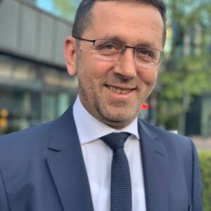 Mufail Limani për RTK’në: Janë të gjithë në një m*t, plot aty besonin në revolucion e përmbysje