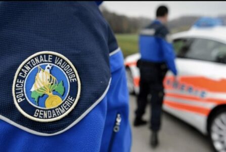 Voziti 77 km/h në zonë 50 km/h, shoferi në Zvicër dënohet me 90 mijë franga