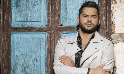 Rrahet këngëtari Shpat Kasapi në një restorant në Kosovë, dyshohet se u vonua në dasëm