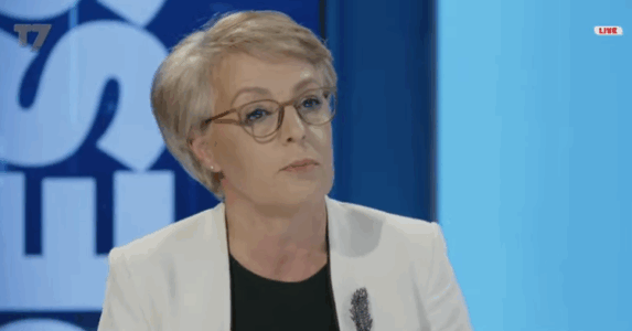 Gërvalla: Për Faton Pecin kanë nevojë shumë edhe në Qeverinë Kurti 3, por ai po kandidon në Mitrovicë