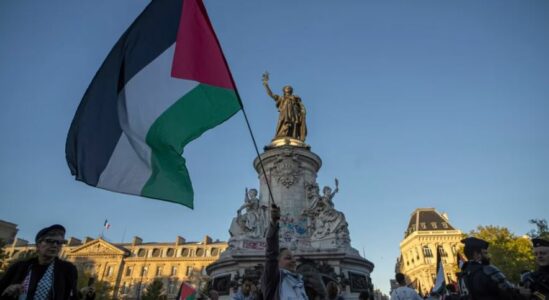 Kryetarë të disa komunave në Francë do vendosin flamurin palestinez