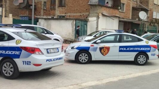 Detaje nga abuzimi me 16-vjeçaren: Në pranga njerku i të miturës, punonjës policie