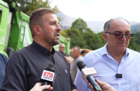 Rasim Demiri e Shaqir Totaj shfaqen bashkë në një aktivitet për boshnjakët