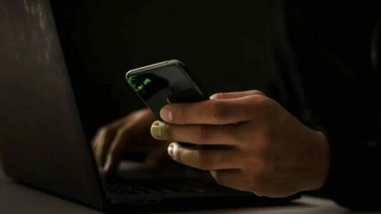 Si të mbroheni nga mashtrimi në WhatsApp që vjedh identitetin tuaj dhe u kërkon para kontakteve